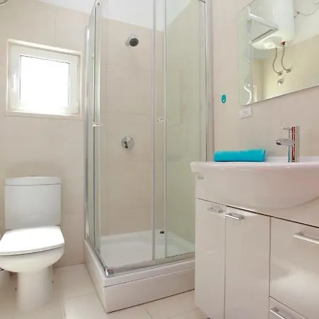 Island View - Tudorovica 度假居 尼亚卢卡